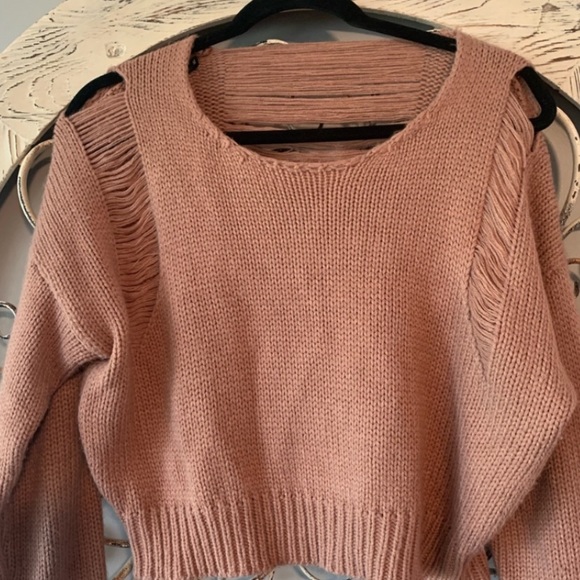 Women Distressed Sweater - Picture 1 of 6